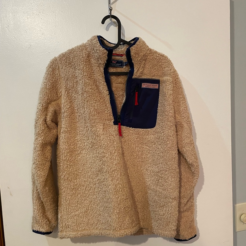 Vineyard Vine boys Tan Sherpa Fleece Pullover with Navy Accents size Boys large